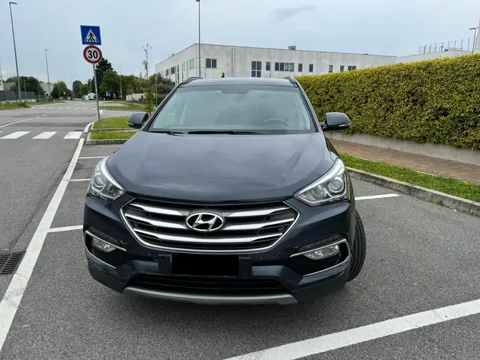Left hand drive HYUNDAI SANTA FE 2.2 7 posti automatica CRDI